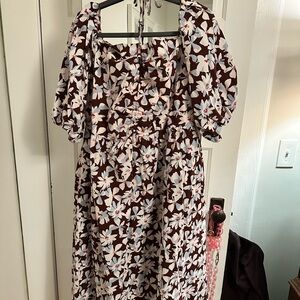 Chic Floral Midi Dress in Brown and White